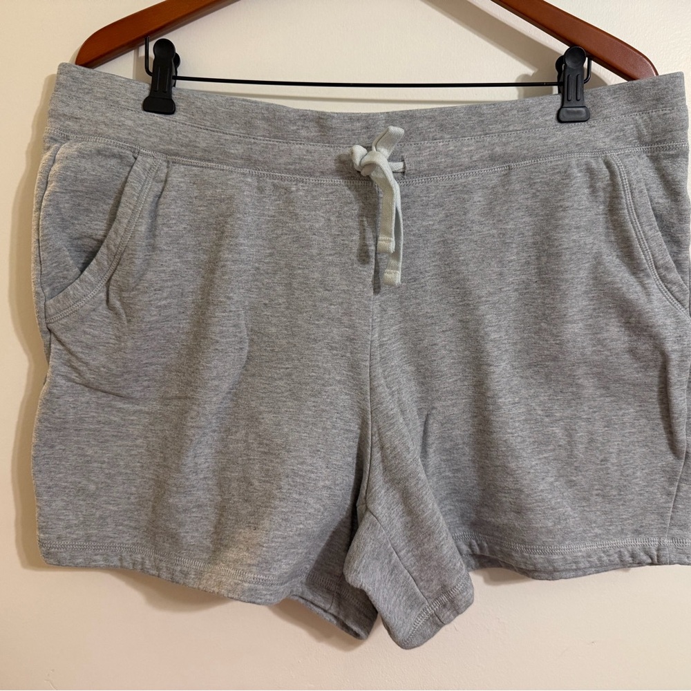 4-pack 32 Degrees Women's Athletic Shorts size XL